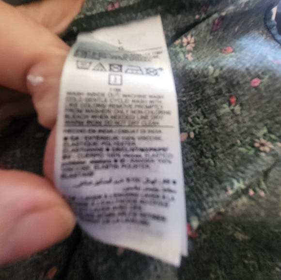 Old Navy - Picture 7 of 8